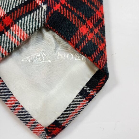 Locharron MacDonald Dress Clan Necktie 100% Wool Tie Made in Scotland - Picture 6 of 7